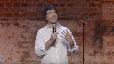 arj barker breastfeeding